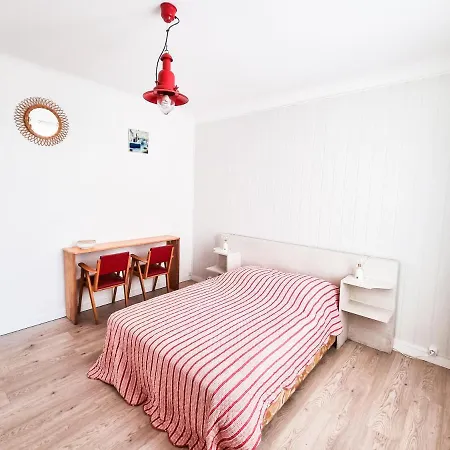Apartment Brice Marine - T4 Climatise En Centre-ville